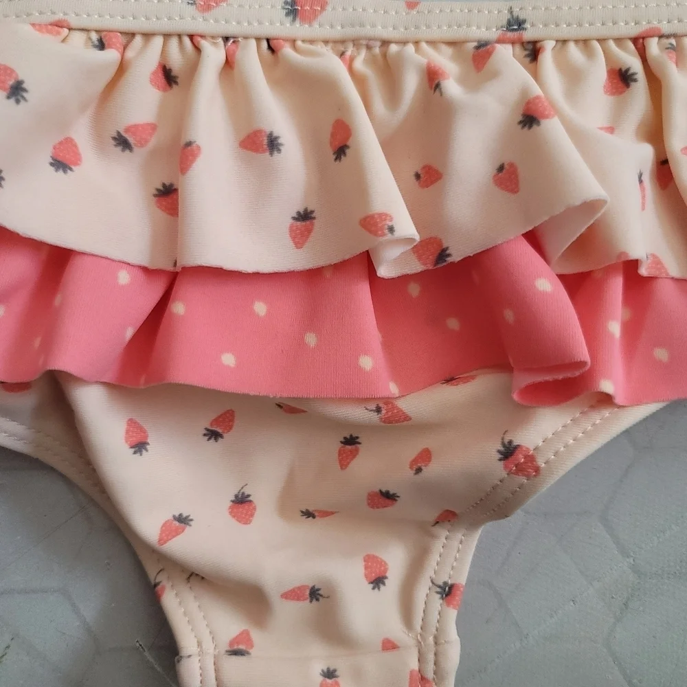 Jessica‎ Simpson 3-6 Months Pink Ruffle Strawberry Bikini Swimsuit Summer Fruit